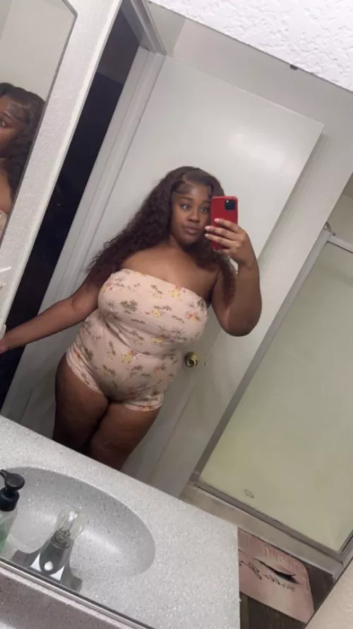 25 [f4m] by Niyaabee