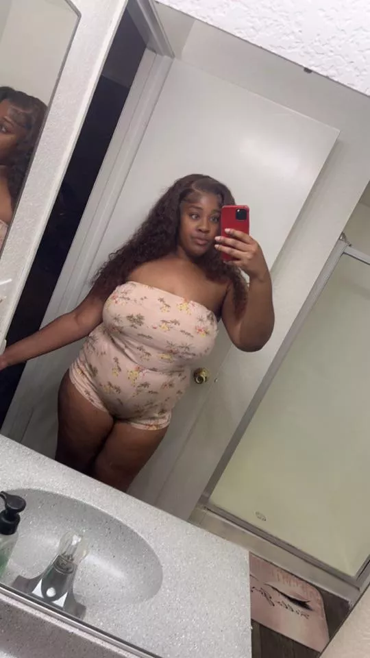 25 [f4m] posted by Niyaabee