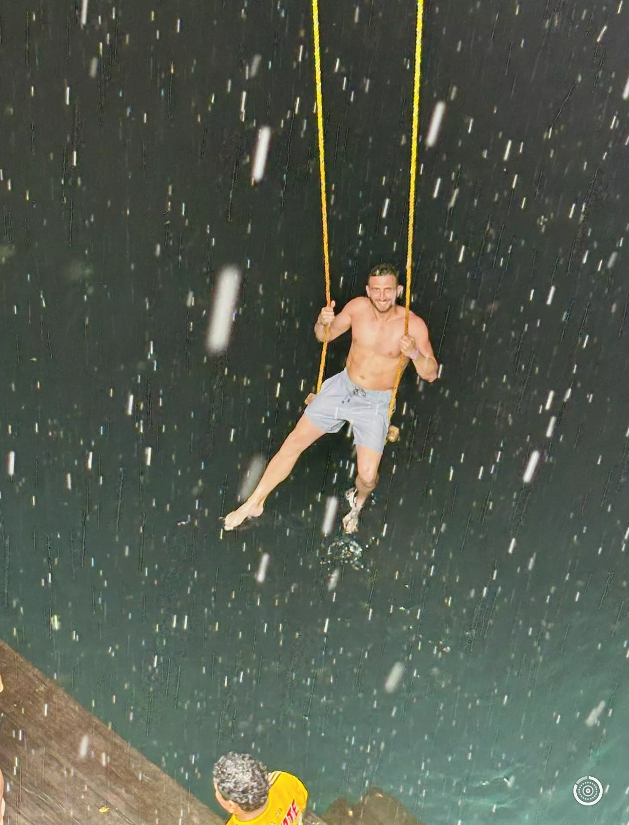 32 athletic male visiting Vegas looking for some fun with F posted by Mountain_Touch2884