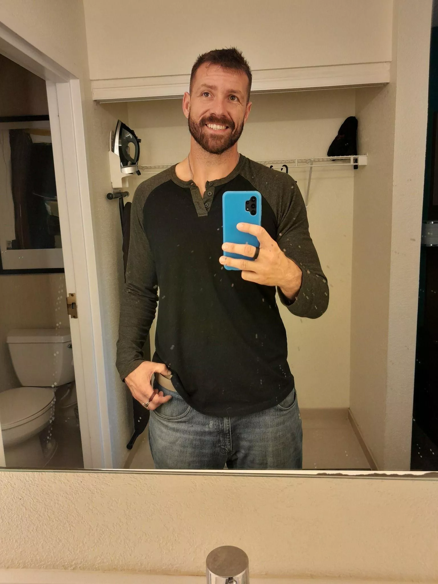 35 [M4F] #Jacksonville Looking for a good girly posted by Federal-Working-1081