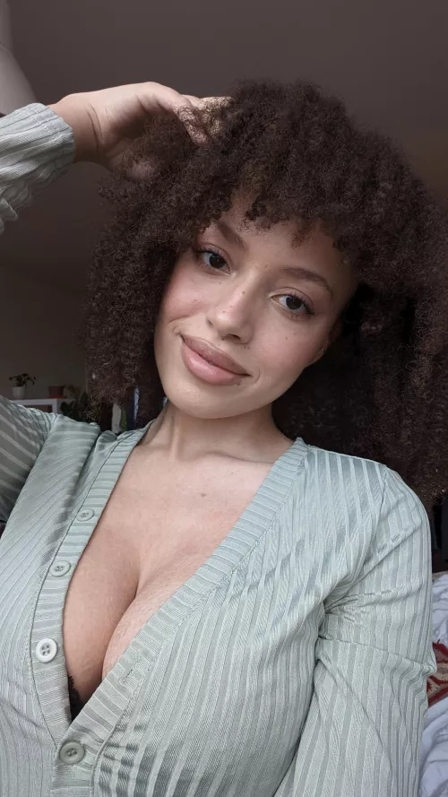 Are you hard yet? by xx-alien