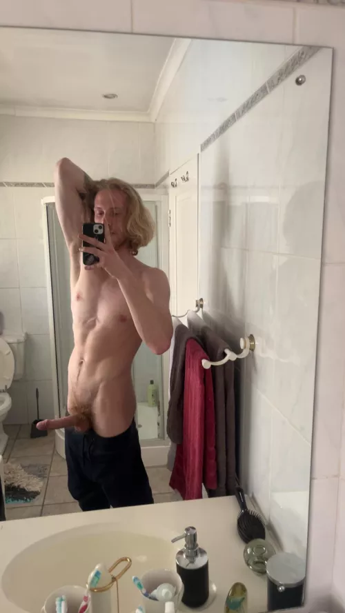 Are you into Fit gamer boys? by Reaper_Is_NSFW