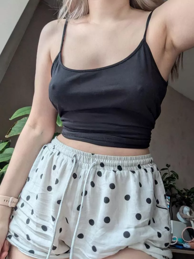 Cozy day for pokies posted by pixiiie_chloe