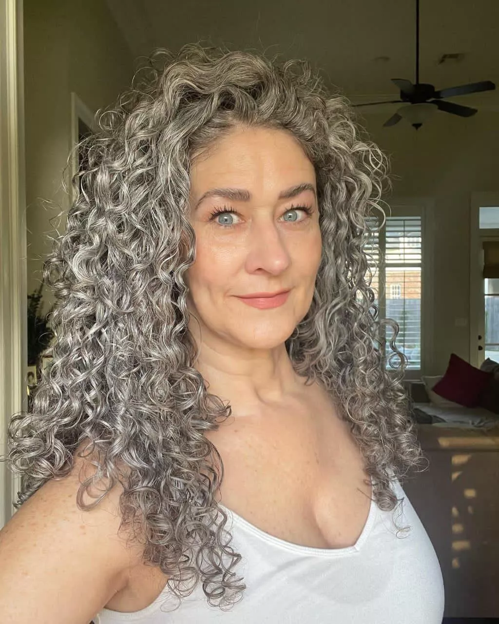 F54,Mother of three ☺️. Rate me  posted by FamiliarPut2262