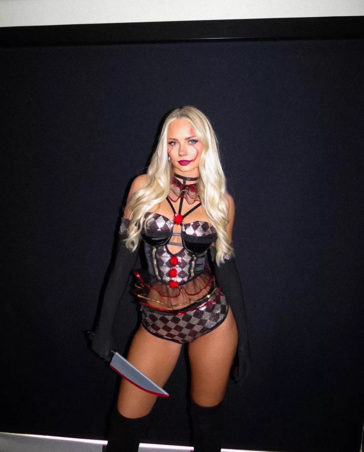 Halloween college party🎈🔪 posted by LillyPav