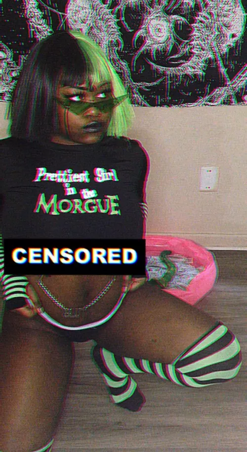 Hello guys newbie here🖤 by Jinxvixenofficial