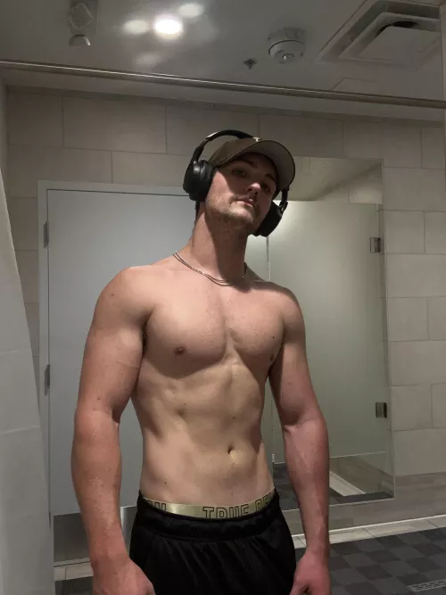 Hey by SnooStories5974