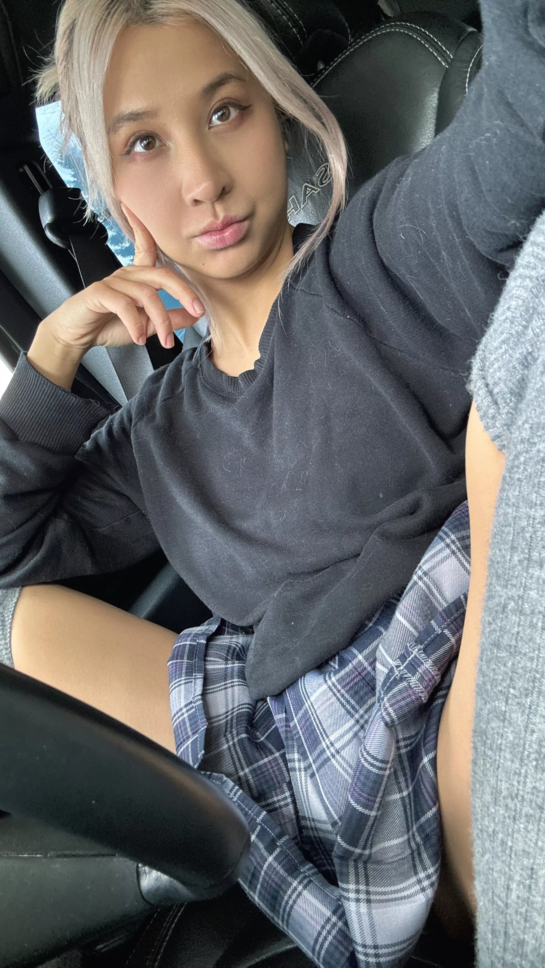 how would you touch me in the car? posted by dopamine_baby