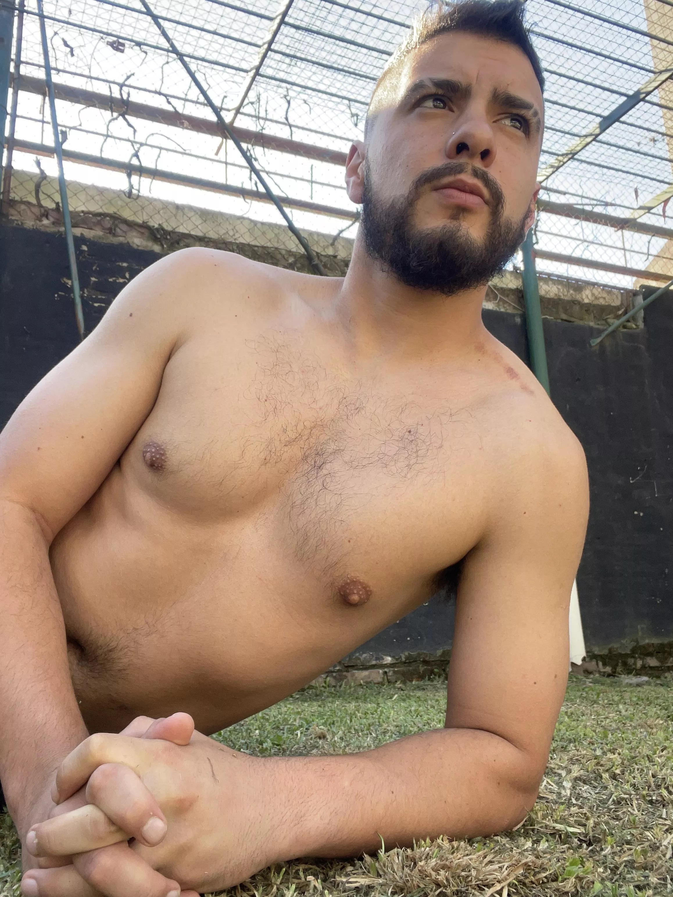 I like to feel the wind on my nipples posted by latinpedropedro