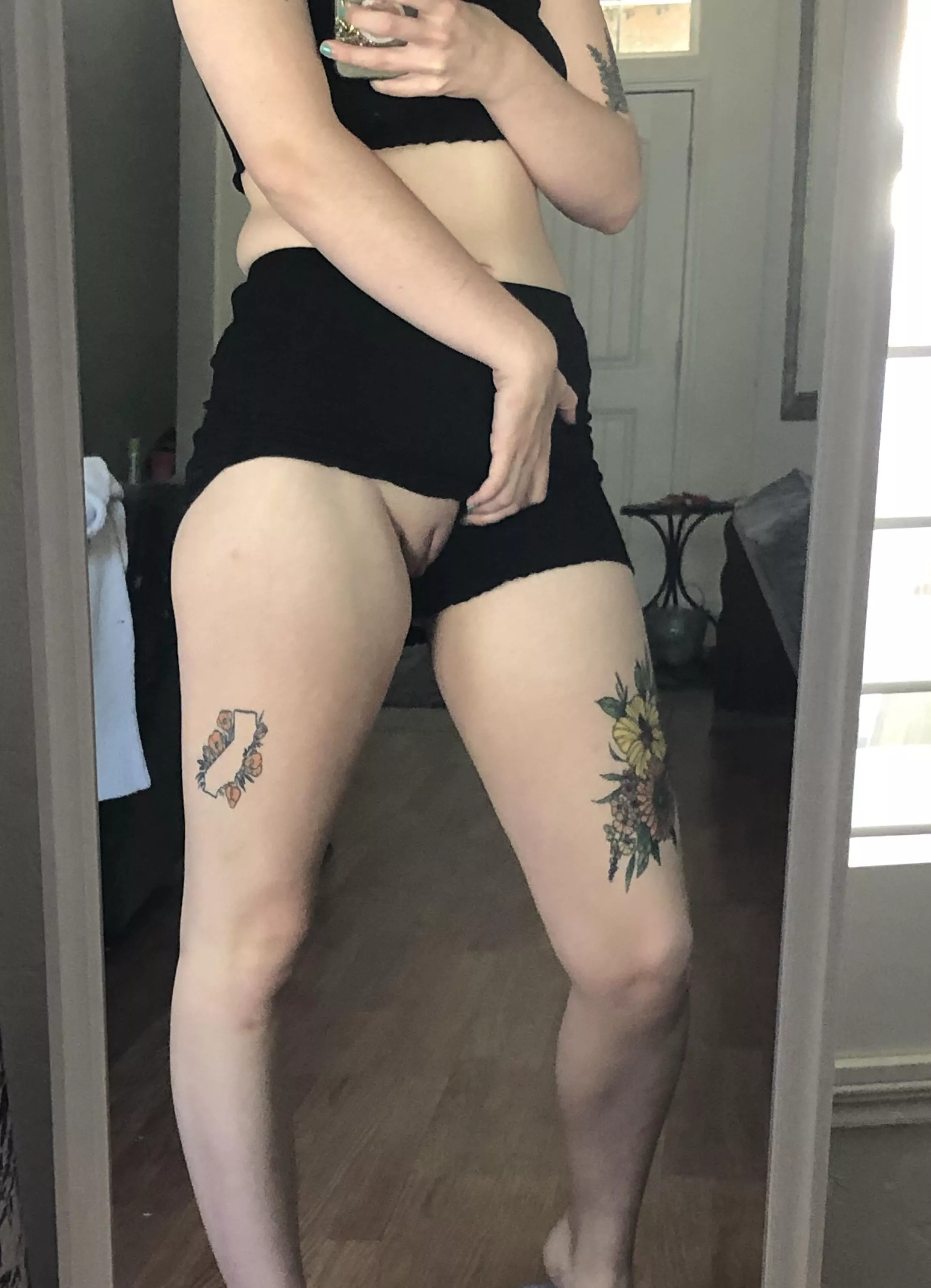 just a little peek😉 posted by catsanddabs4