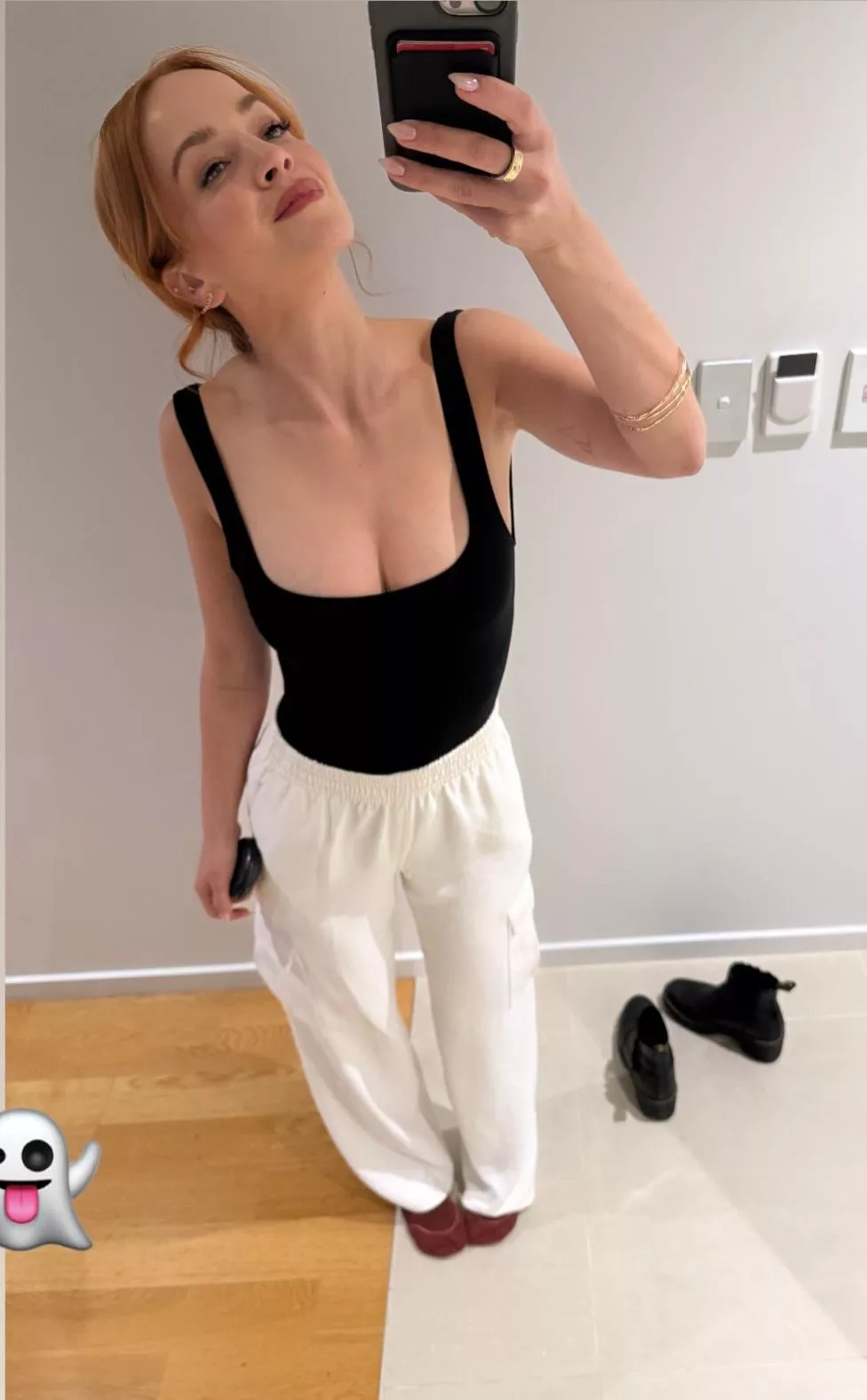 Lauren Zakrin posted by earlydirt789