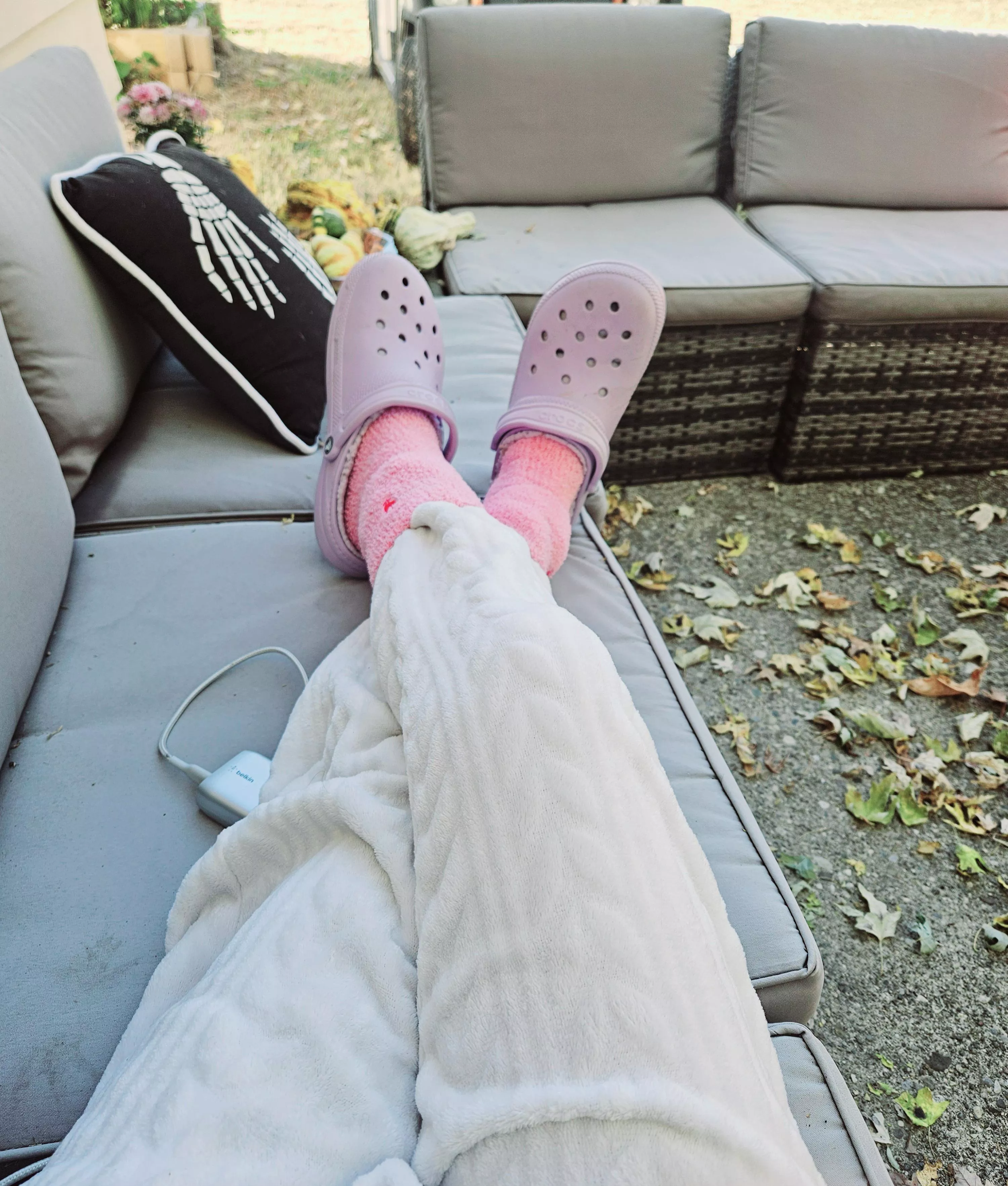 Lounging all cozy outside this morning posted by XMissTiffi