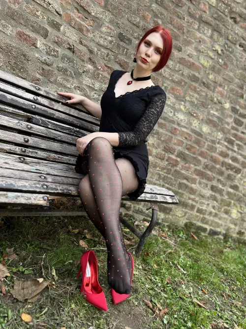 Polka dot pantyhose are so cute  by ichigo_emaa