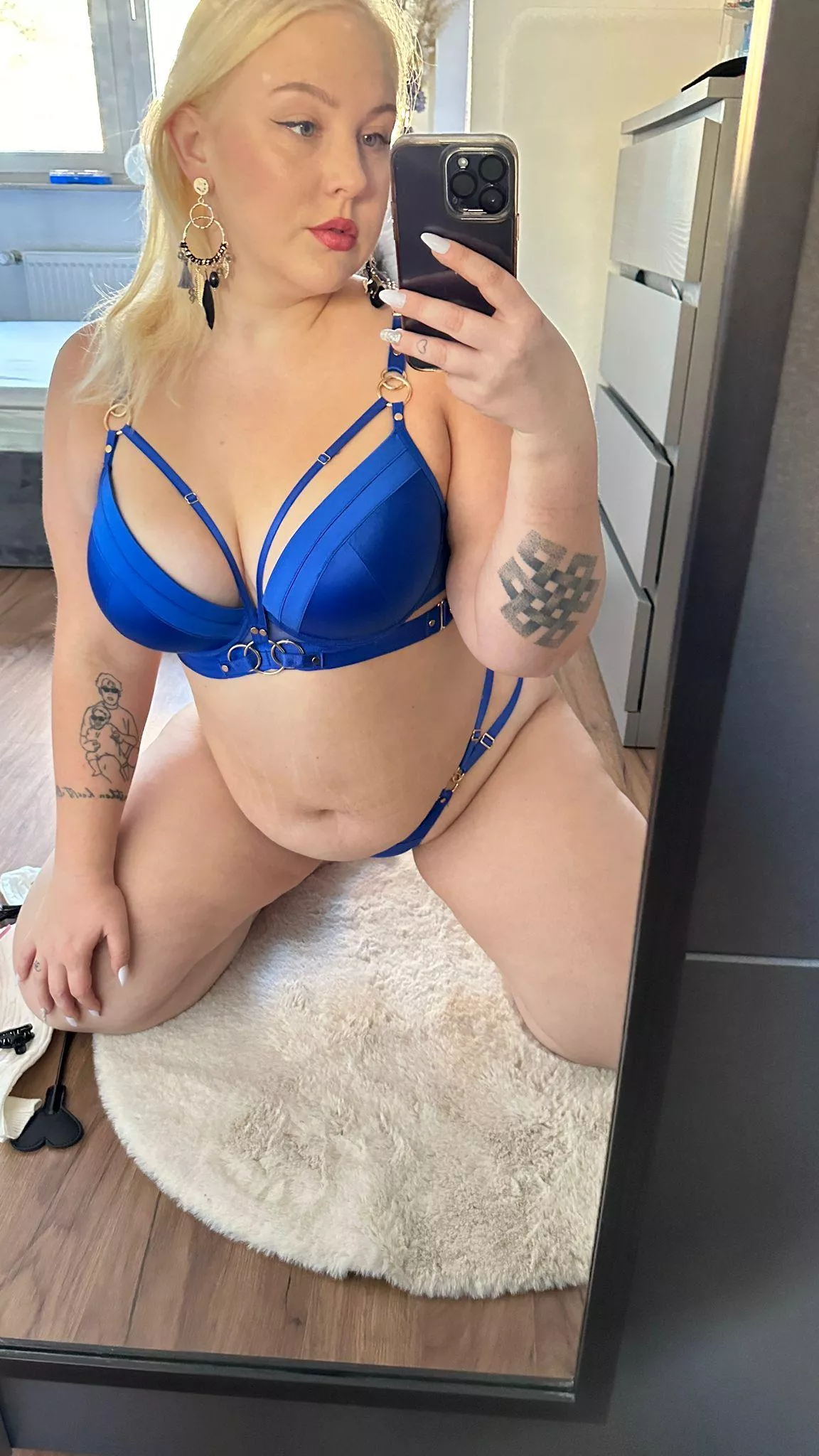 Will you help me prepare for dinner. Or you want me for dessert. posted by sweetlillyy