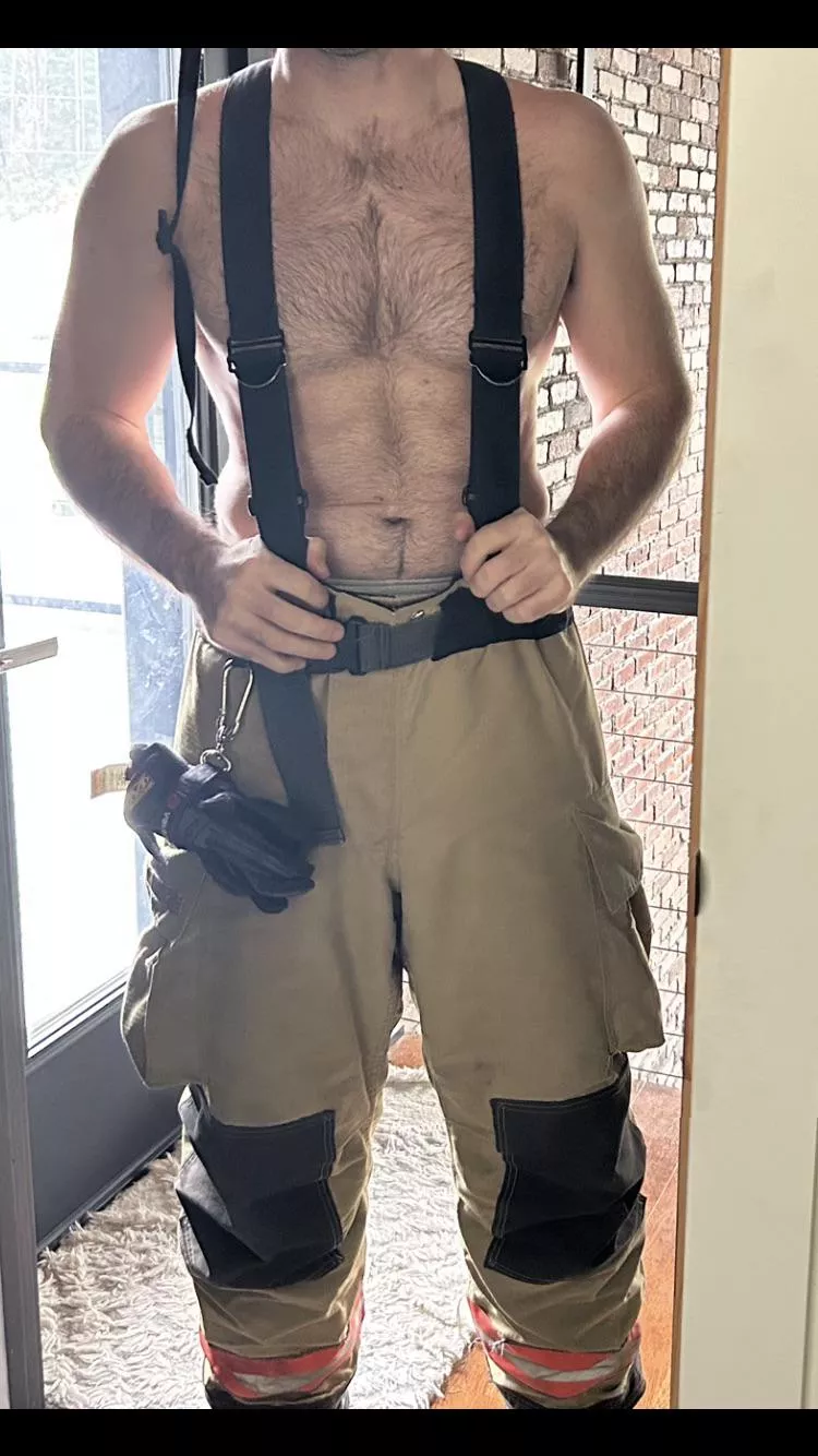 Happy Halloween m4f  posted by rsteiner911