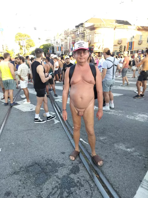 I like to walk naked and pose for photo to anybody  by Nudeforall