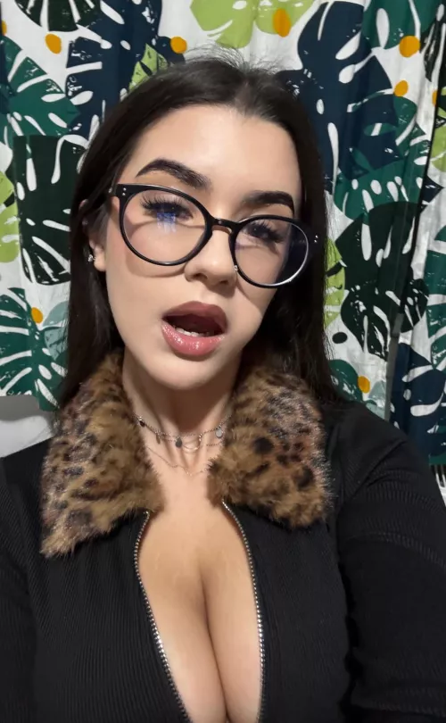 Iguana  by Adorable-Water3714