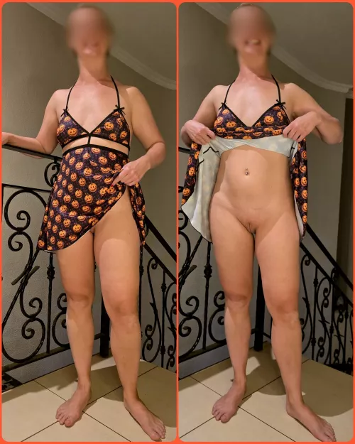 Peek a boo [f39]  by Foxy_Red_Mamma