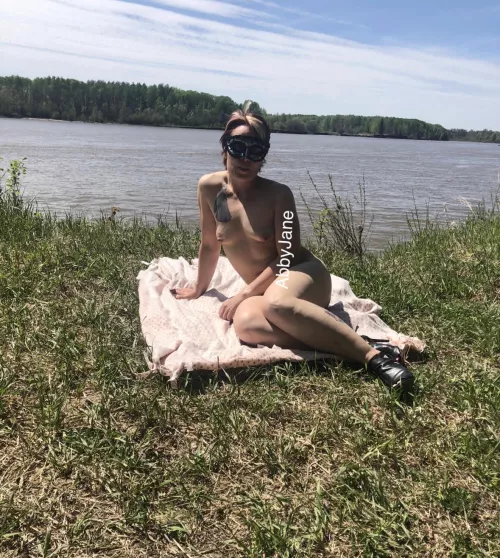 The last fleeting days of indian summer  by Hondo7717