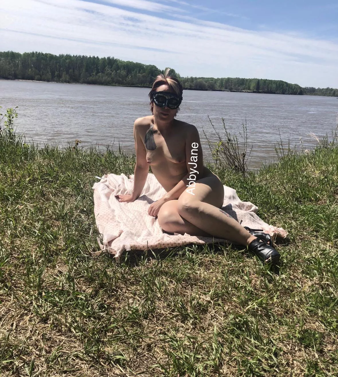 The last fleeting days of indian summer  posted by Hondo7717