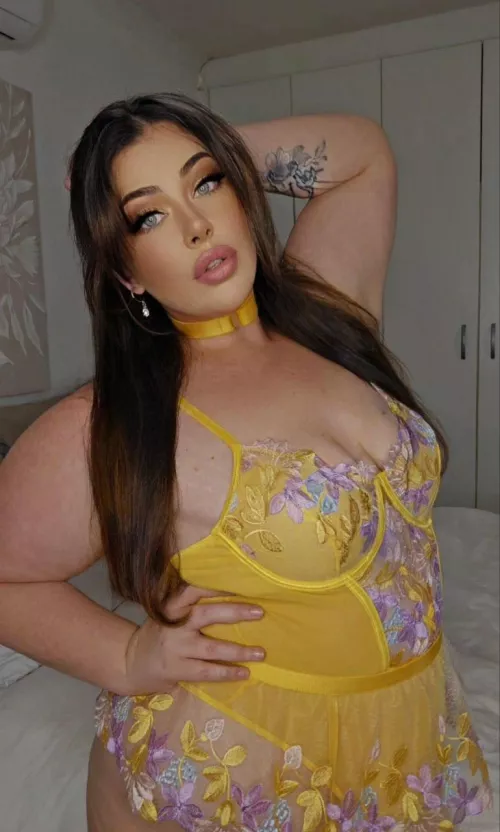 Where did your eyes go first? 👀😍 by Miss_Daisyxoxo