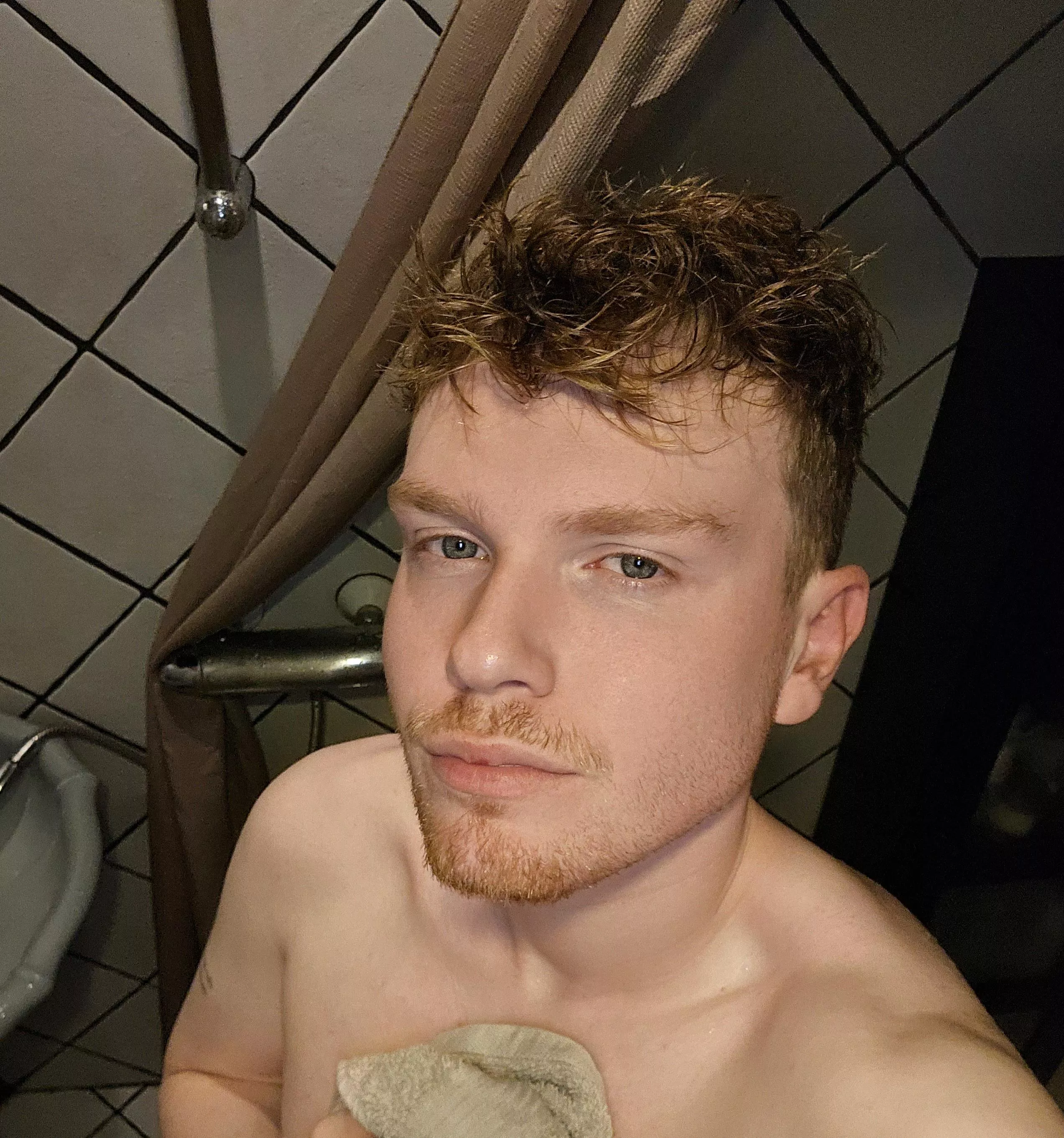 (24) jump in? Or run for the door? posted by Gingerboi24