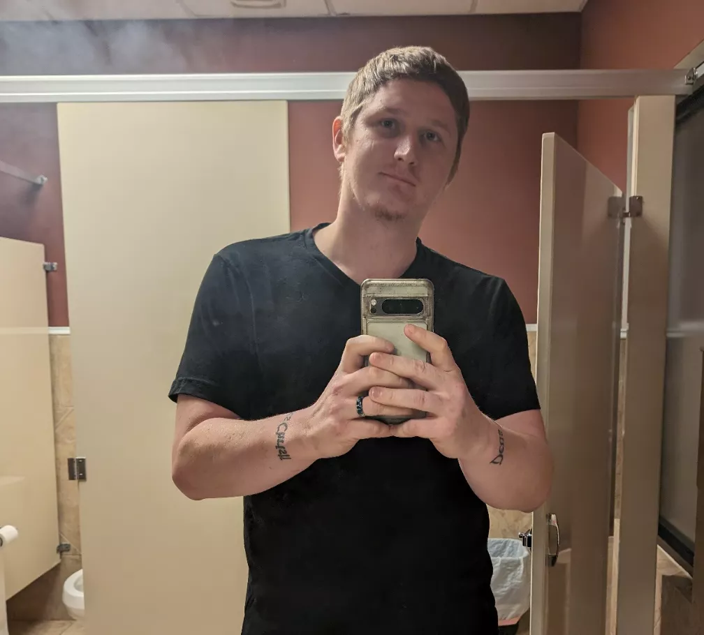 29 [M4F] #Athens, Ga seeking woman to breed to bear my child posted by Opposite_Living_1841