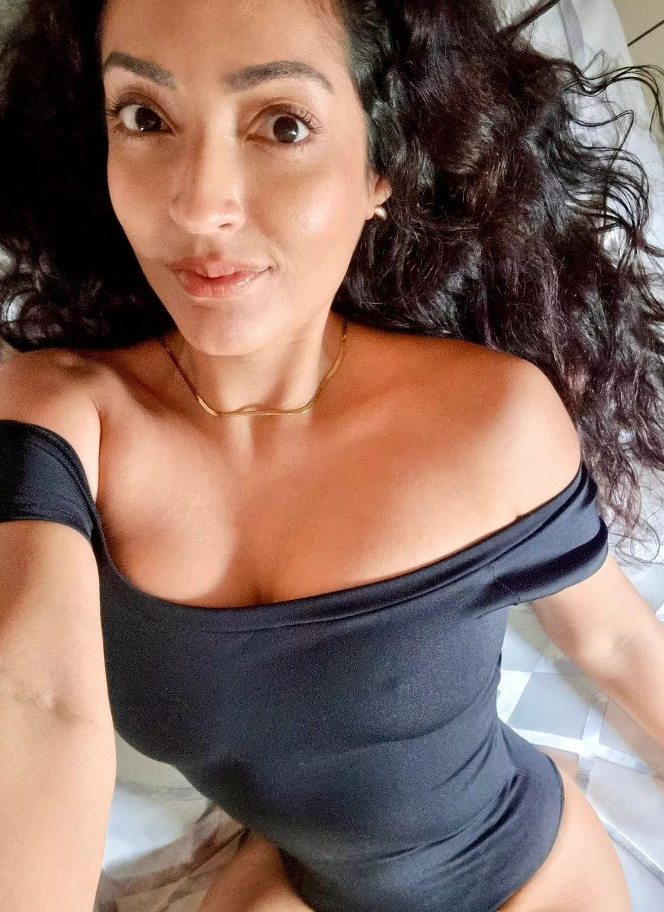 A cute selfie to put you in a good mood posted by Kasscanela