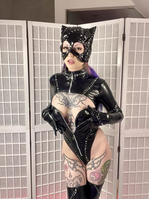 Catwoman Cosplay by Gloom by its_Gloom