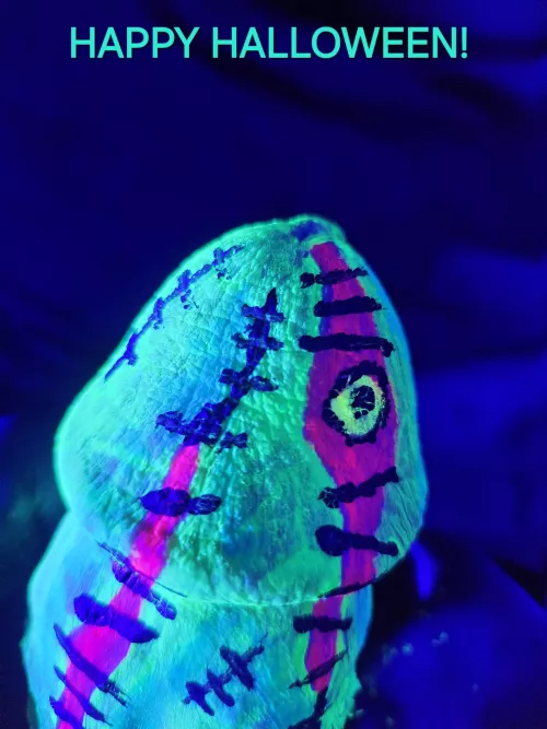 HAPPY HALLOWEEN FROM ZOMBIE DICK!  by dressedupdicks