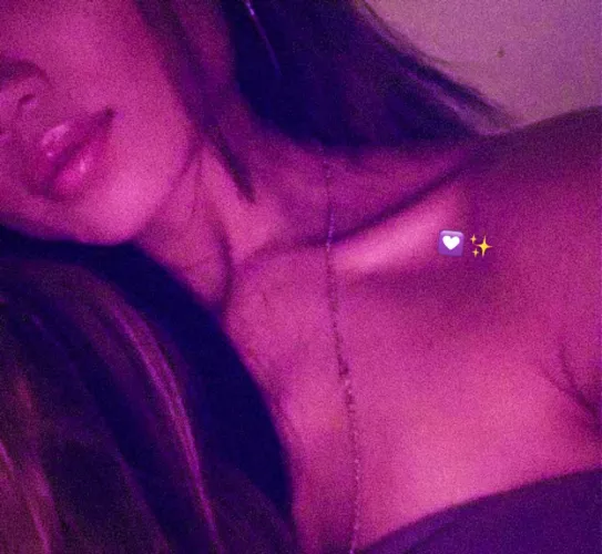 Looking for a sub, hopefully to turn long term  by xoxempresss-