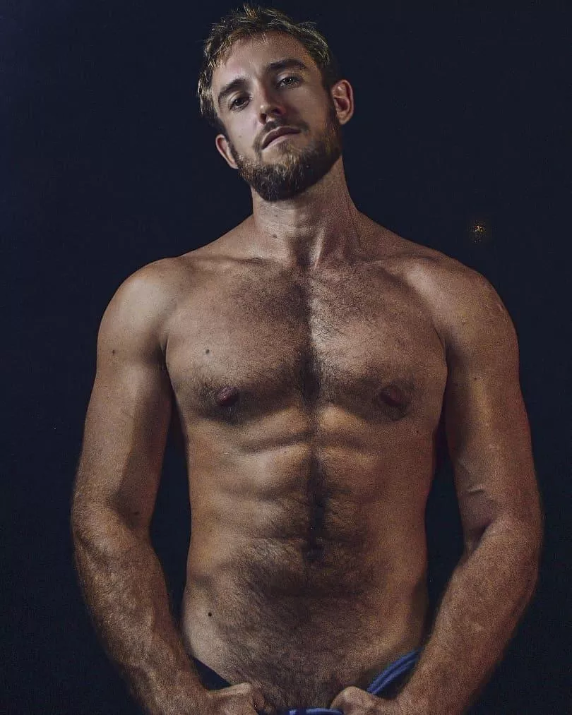 my best shape a year ago.. would you let me to cuddle you? posted by benfriendlyofficial