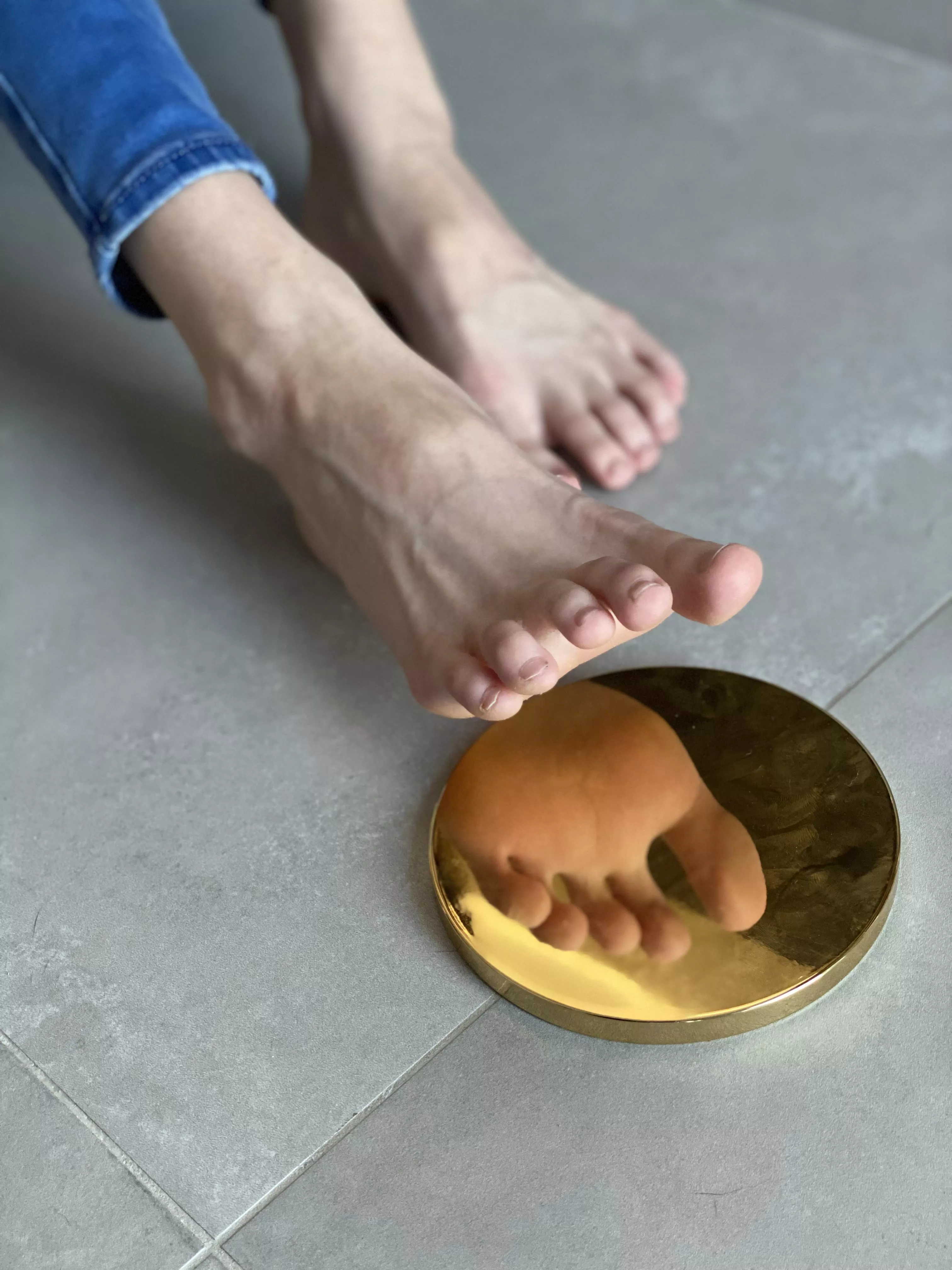 oh hello there  posted by Collegeyoga