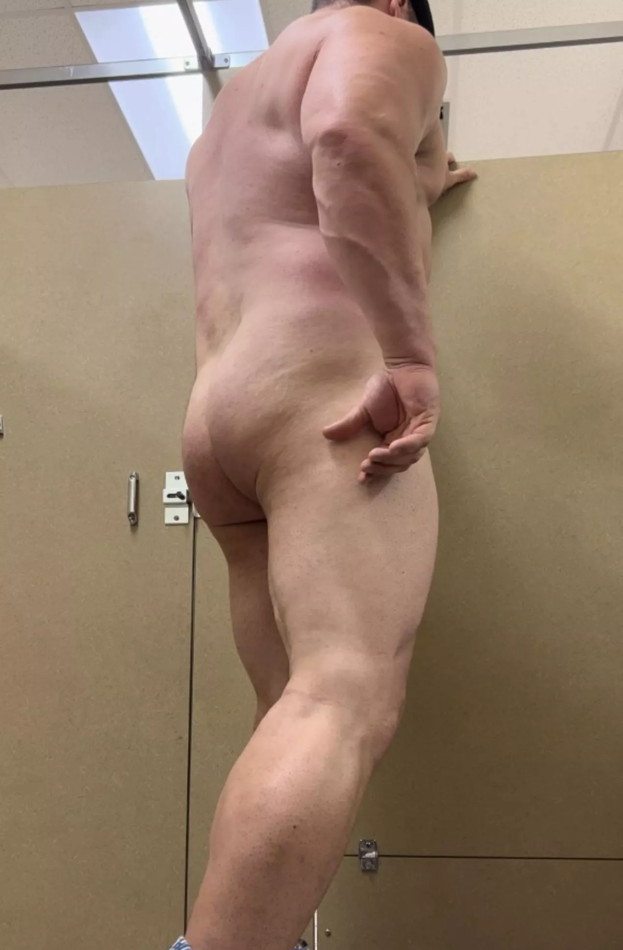 Say “Yes” if you like cake posted by MrBigDaddyBuff