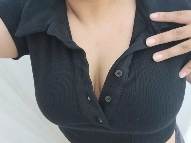 Would I catch you staring?  by CherryCola_Princess