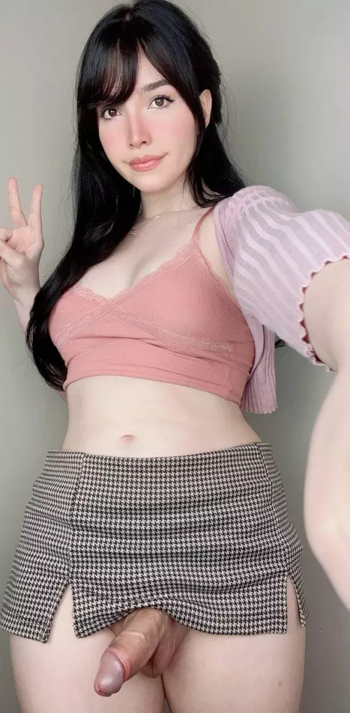 Can I convince you to suck on the first date? 😼 by ArianaAngelsxo