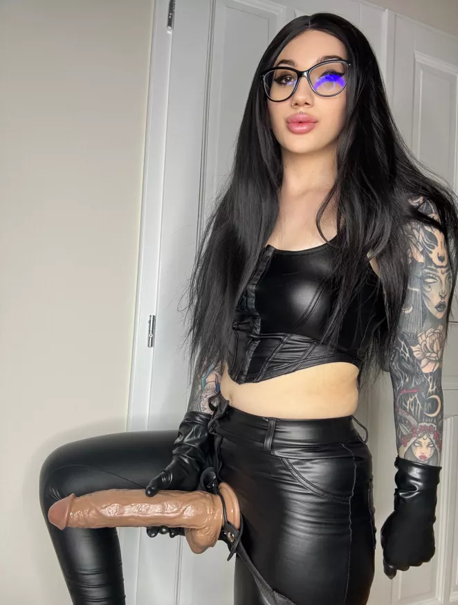 Can you take the whole thing baby boy? posted by Thickbabyzaraa