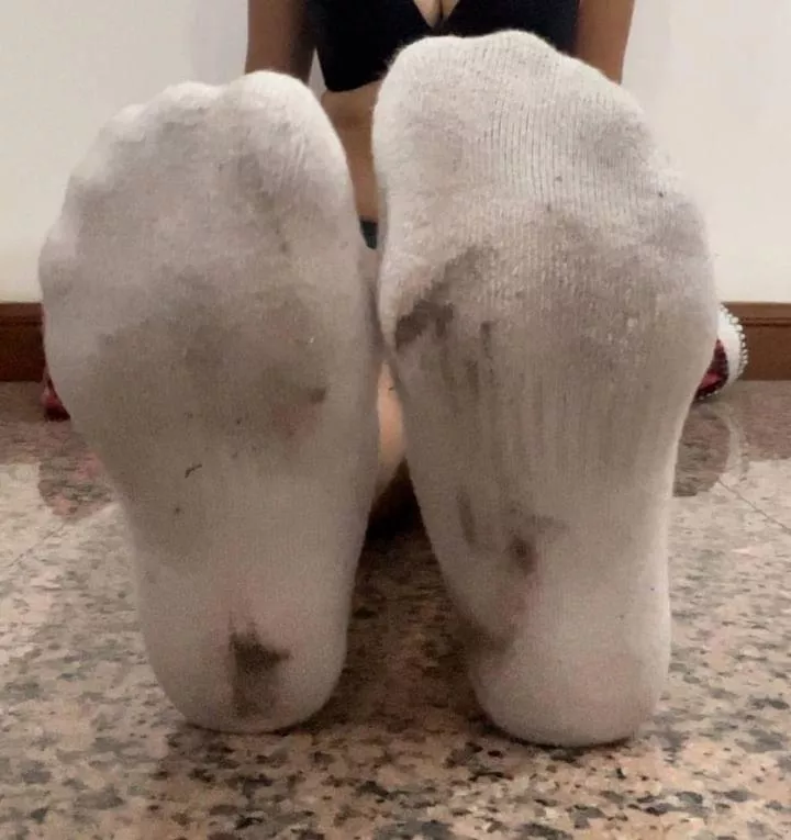 Clean my dirty socks ? 😉 posted by yafg100