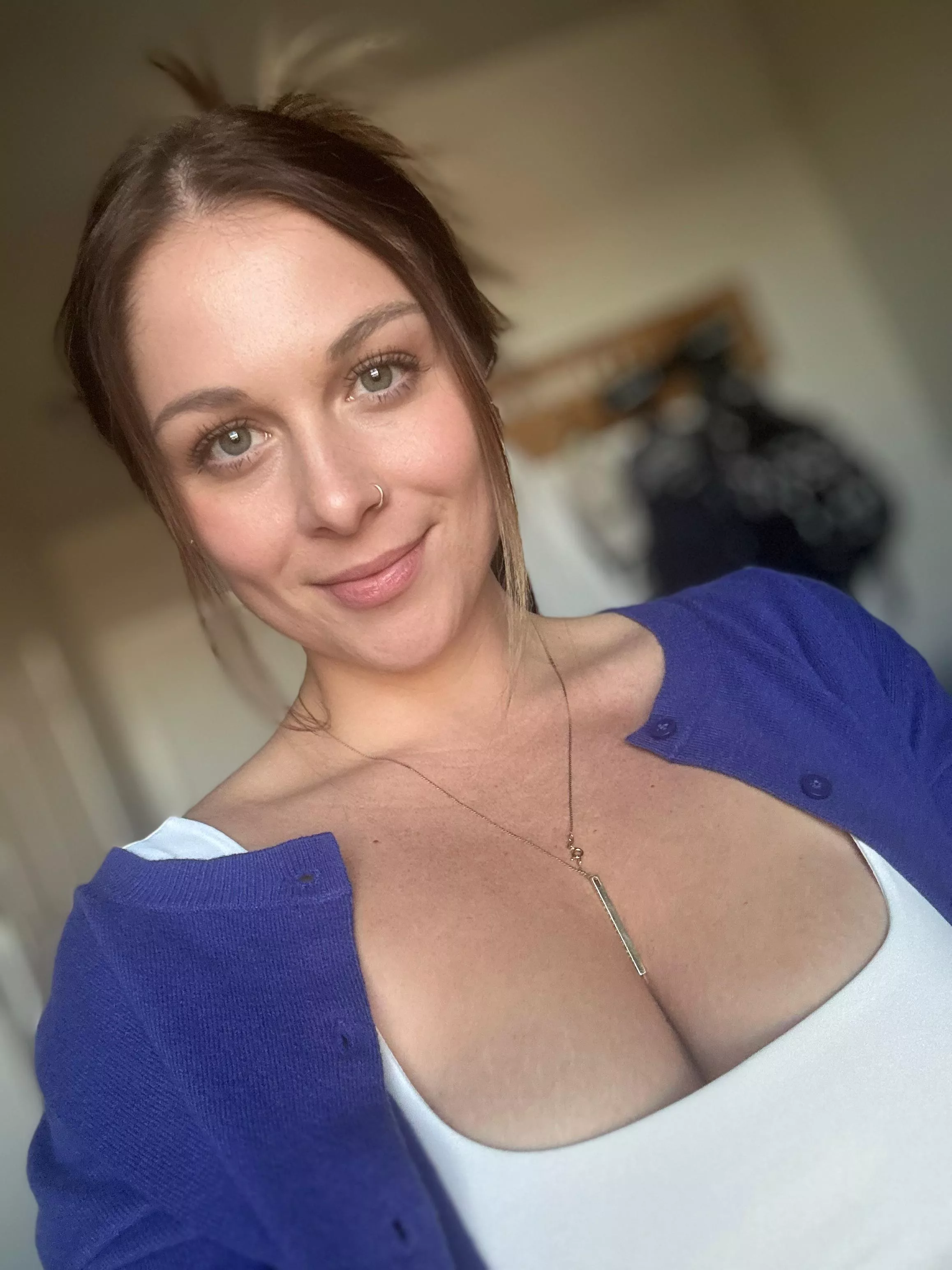 F33 Single girl, what do you think? posted by mollystclaire