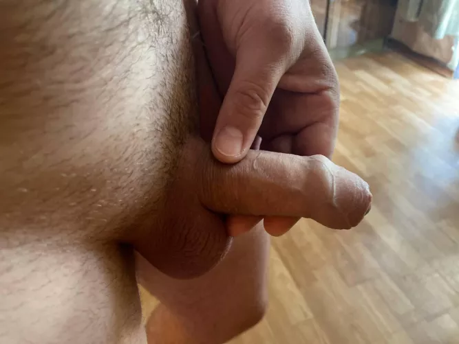 Going to pee by Alternative_Okra_411