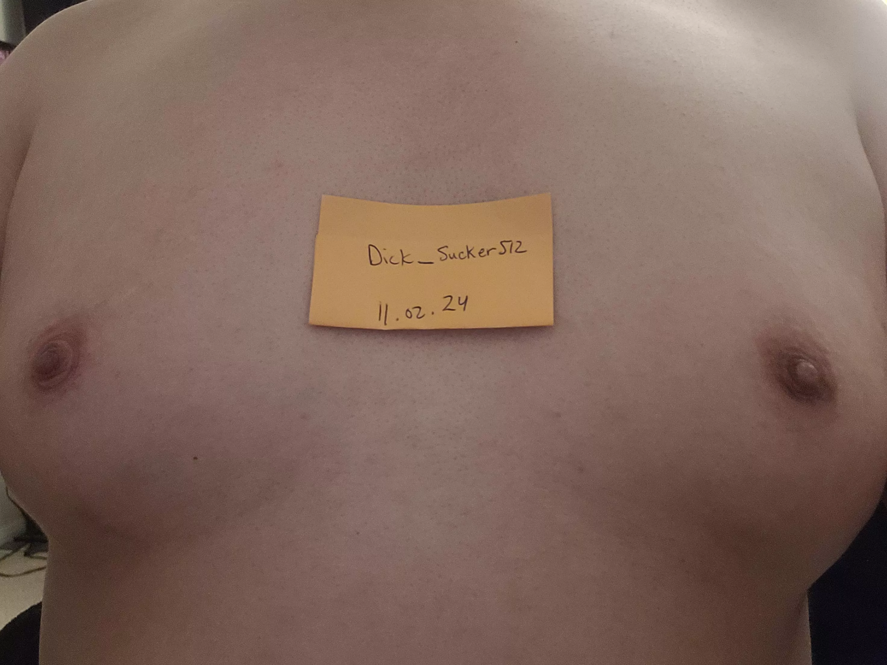 I'll Suck Your Cock If You'll Come On My Tits posted by dick_sucker512