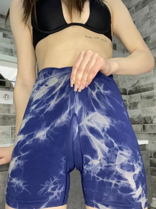 My cameltoe is made for your tongue by sexykittyyourgirl