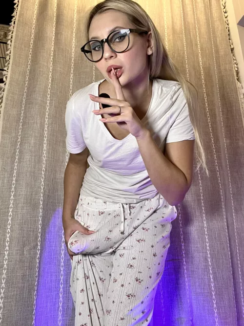 My secret’s packing more than you can handle by Worldly_Group9905