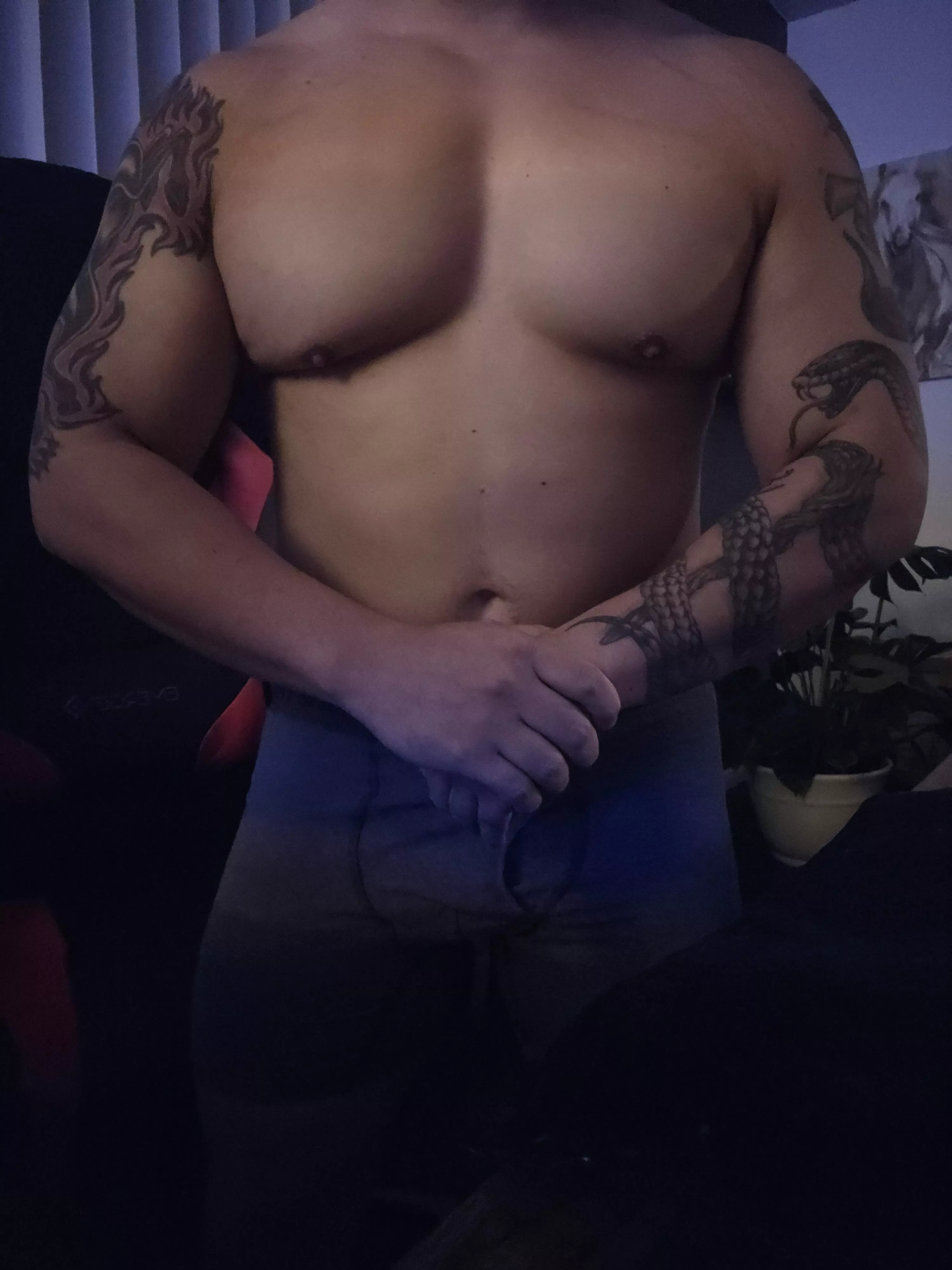 Pec worship 😈  posted by Joeyzona48