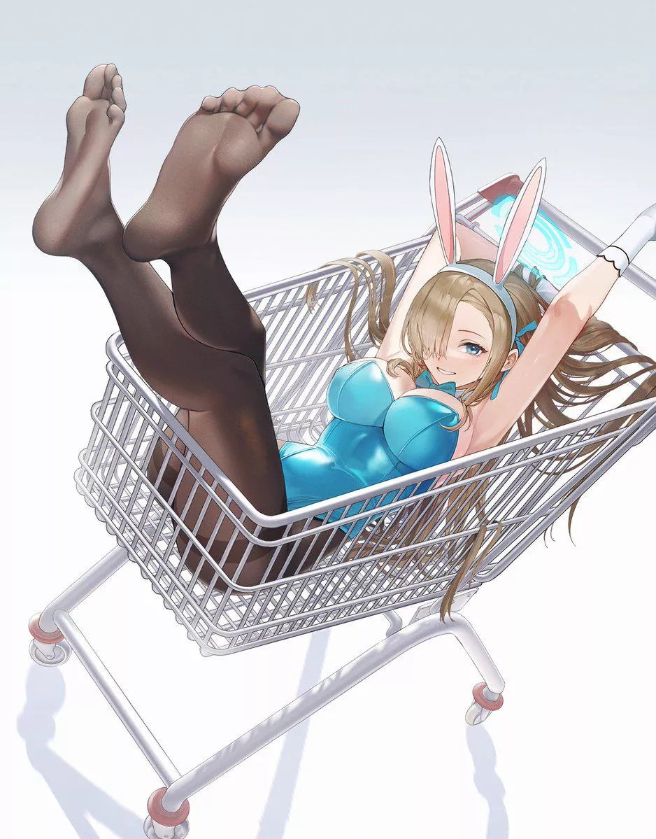 Shopping for Asuna [Blue Archive] posted by CheetahSperm18