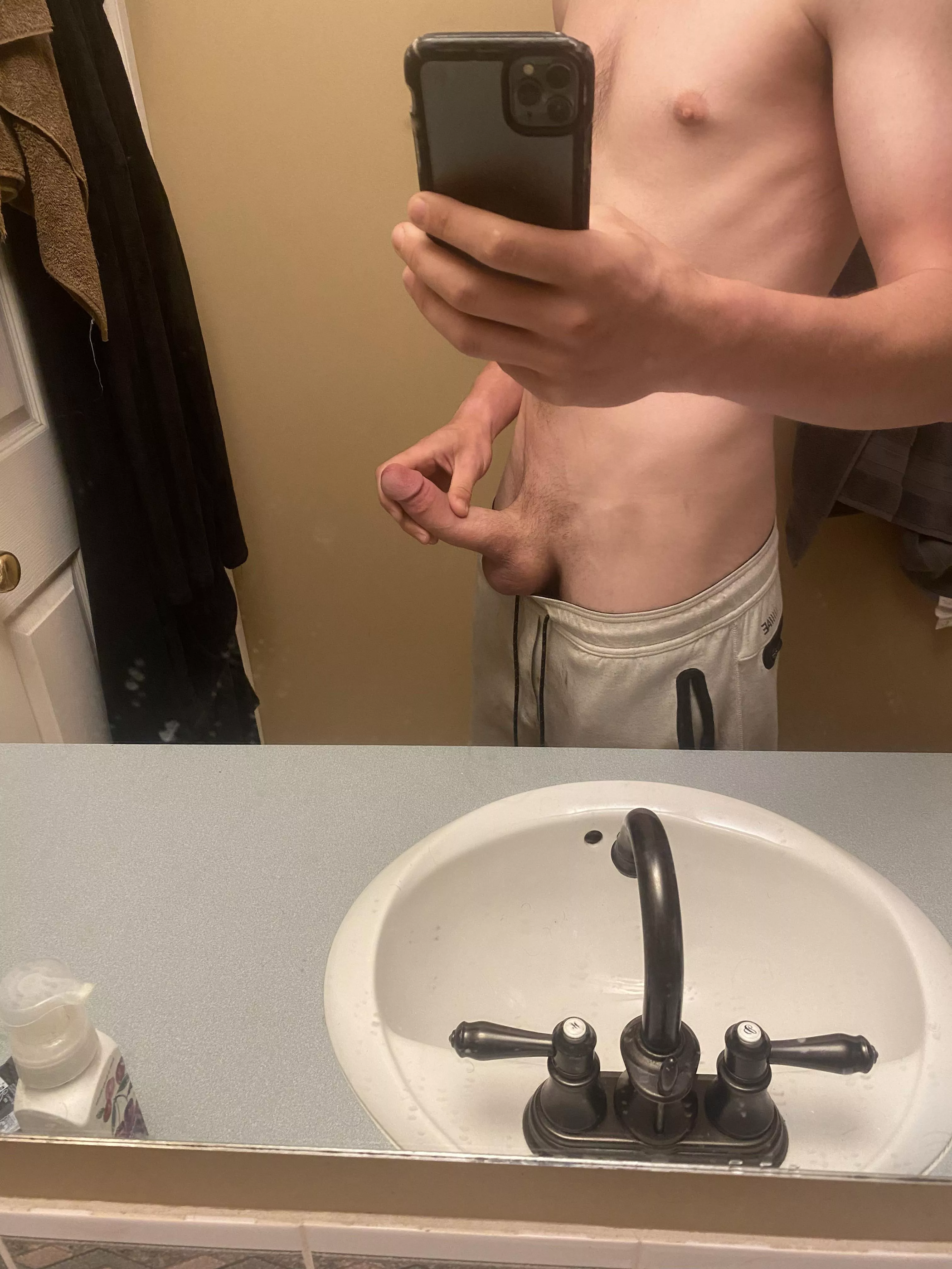 Suck my teen cock for breakfast  posted by jaydog_16_