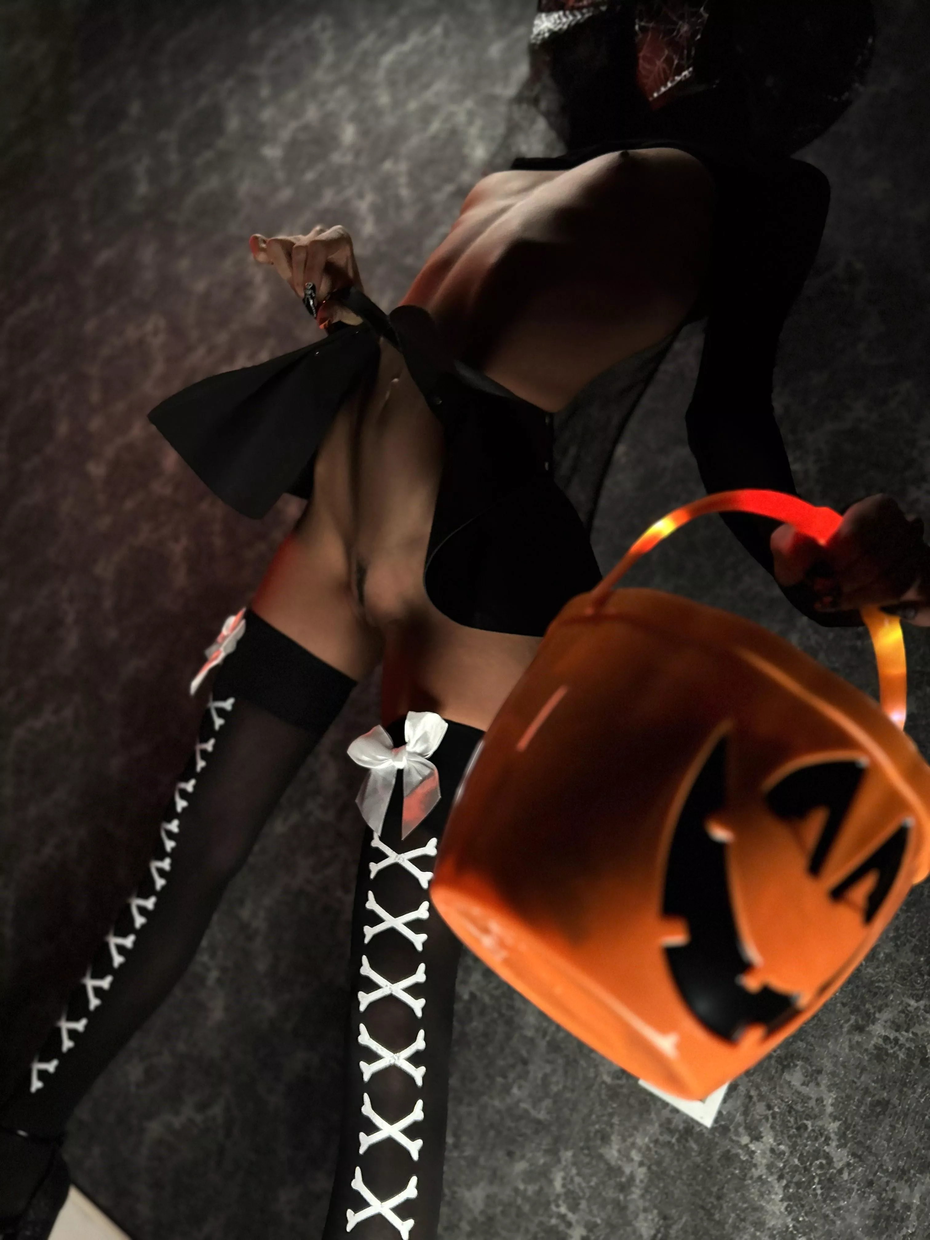 Trick or treat? posted by la_skinny