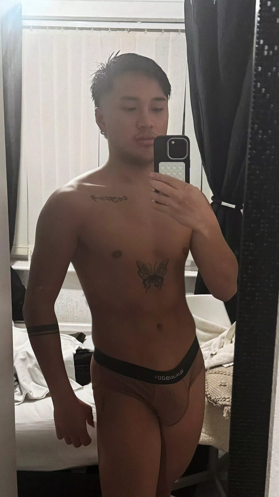 Zahirah: Drag Race UK Season 6 posted by Pretend_Ability9437