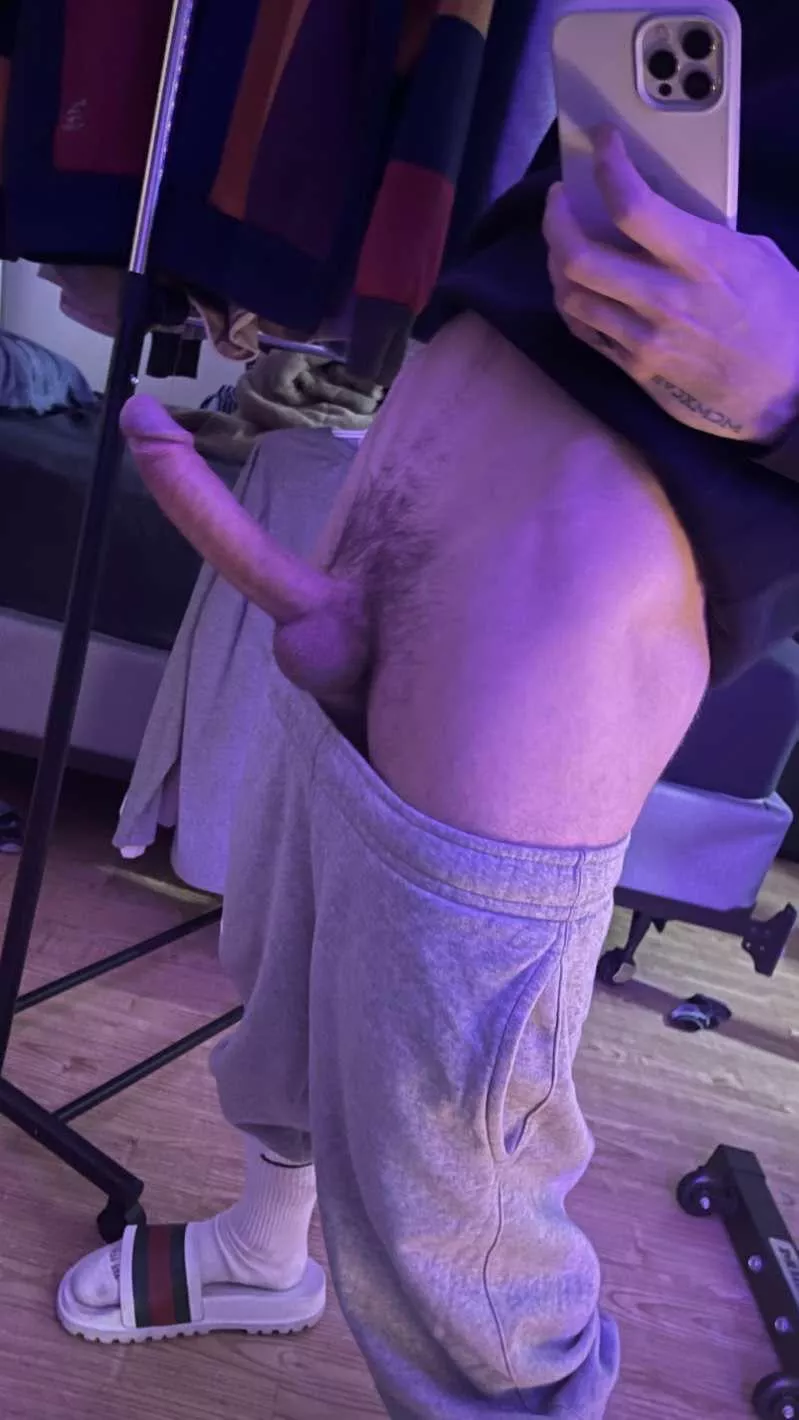 (23)😊 posted by Much_Elderberry4011