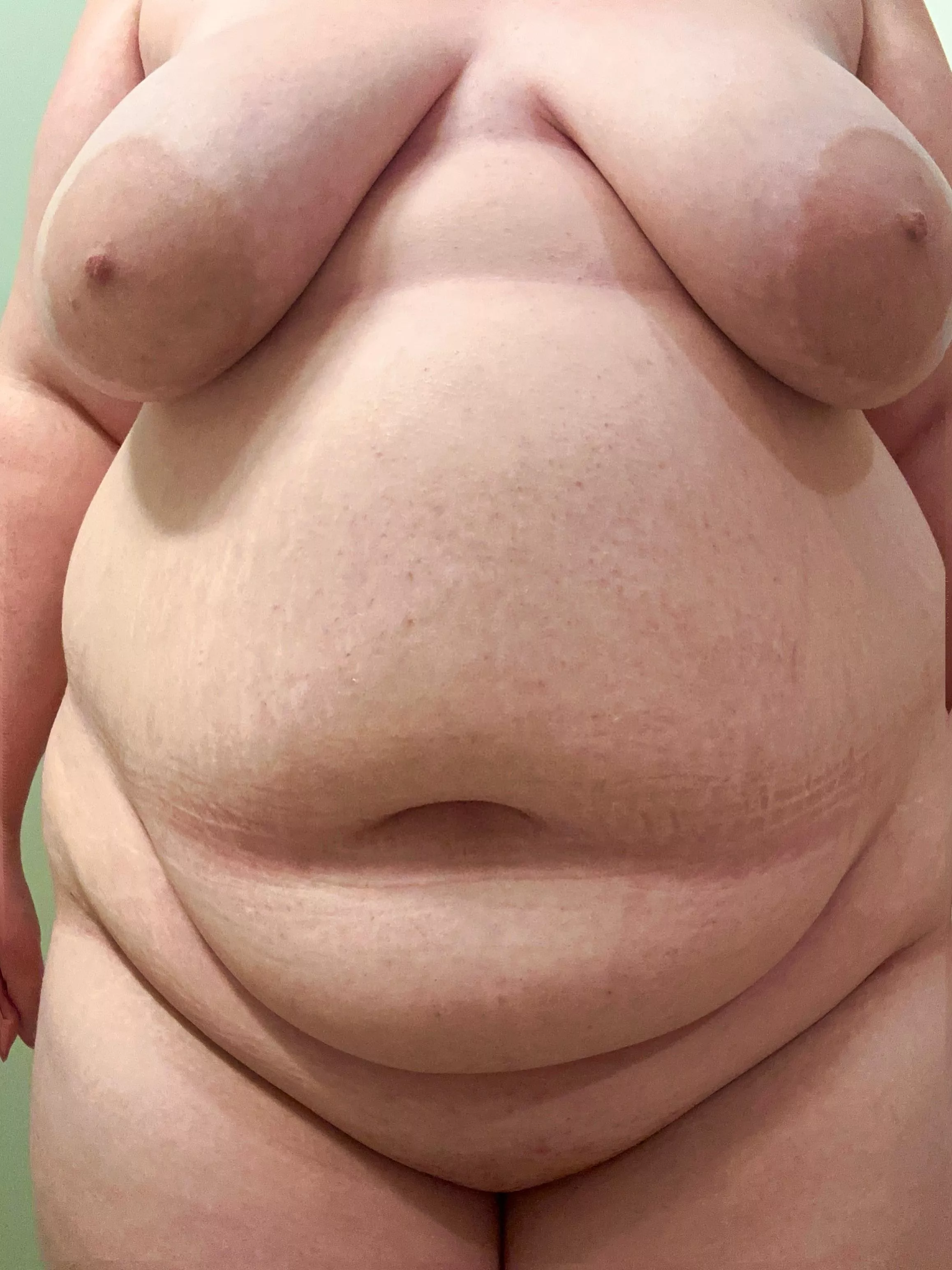 All full and ready for you to play with my belly! posted by weirdasshaikugirl